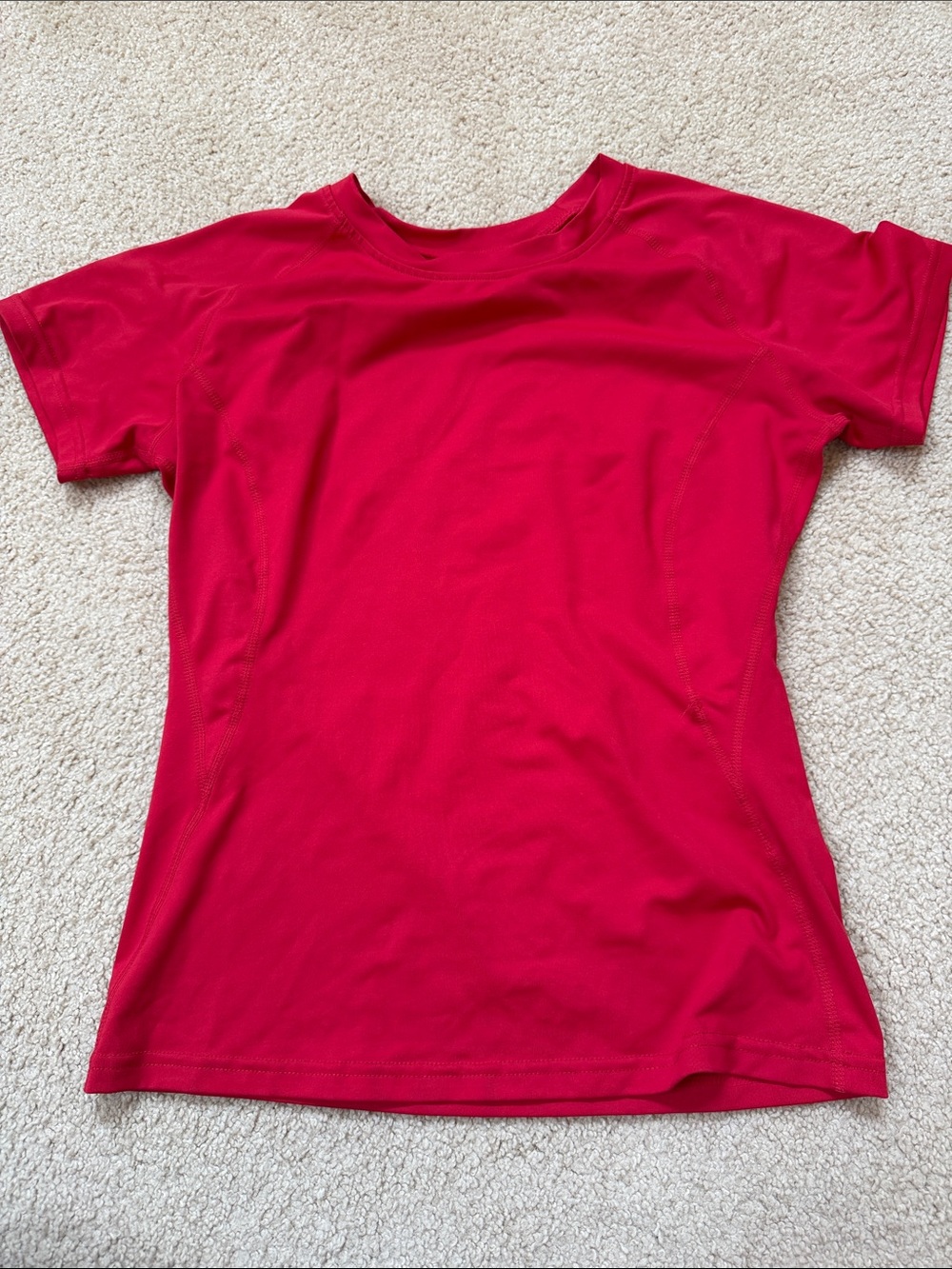 Amazon women’s Red Short Sleeve Active Tee